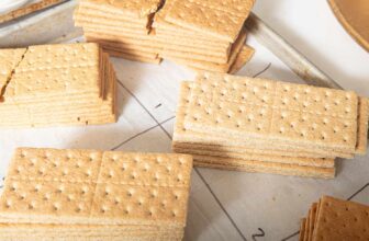 We Taste-Tested 7 Graham Crackers—Here Are Our F...