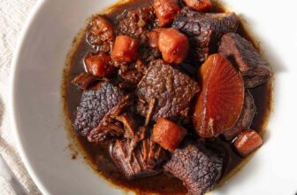 My Chinese Mom’s One-Pot Beef Stew Is a Weeknigh...