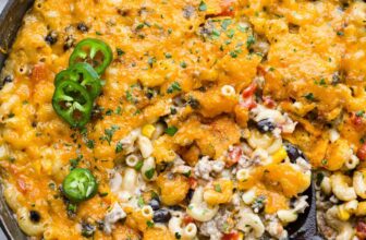 Cowboy Mac and Cheese | The Recipe Critic