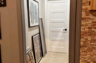 A Dramatic Color Drenched Hallway Makeover | Thrif...