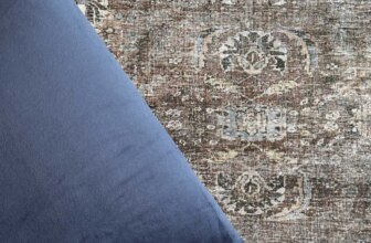 How to Recover a Chair Cushion With New Fabric | T...