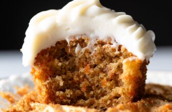 The Best Carrot Cake Cupcakes with Cream Cheese Fr...