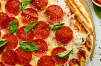 How to Make Grilled Pizza