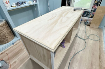 Part 3 – Building My Walk-In Closet Island (...