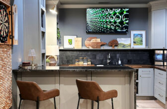 How To Add Easy, Affordable Accent Lighting {Almos...