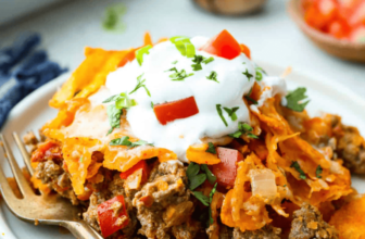 Best Doritos Casserole Recipe – With Beef and Cr...