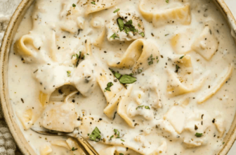 Creamy Chicken Alfredo Soup in One Pot