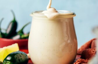 Cheesy Jalapeño Cashew Dressing – Minimalis...