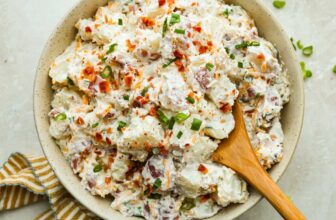 Crack Potato Salad with Bacon and Ranch (Easy Summ...