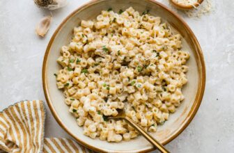 Creamy Garlic Ditalini Pasta (Easy 20-Minute Recip...