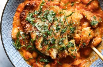 Garlic Butter Crispy Chicken on Creamy Beans Recip...