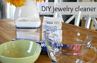 Easy DIY Homemade Jewelry Cleaner Recipe {From the...